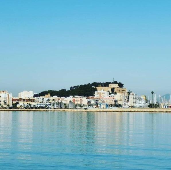 شقة Denia Playa Montanas Y Mucho Mas المظهر الخارجي الصورة